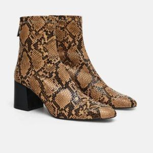 Zara Snake Skin Paten Leather Bootie Size 8.5 Women